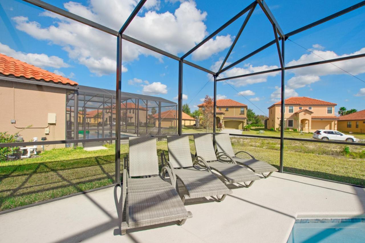 Orlando Family Villa: Golf Course Retreat Near Davenport