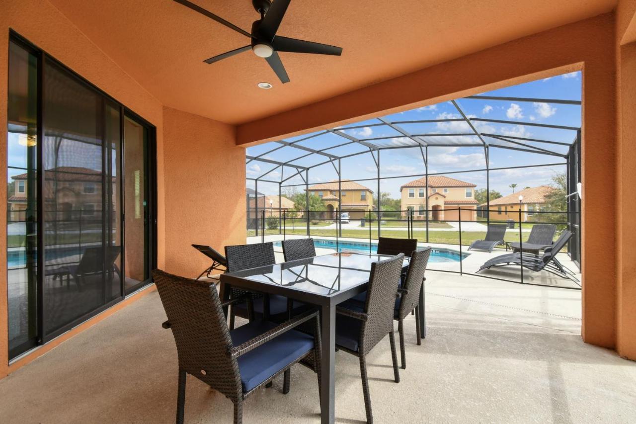 Orlando Family Villa: Golf Course Retreat Near Davenport
